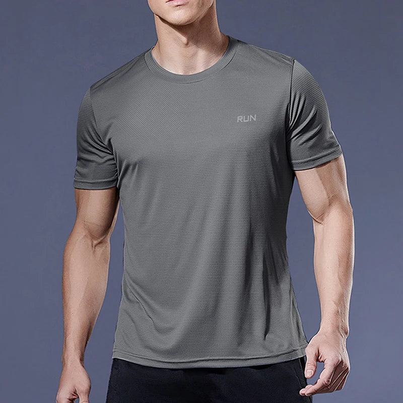 T-shirt de sport de compression à séchage rapide pour hommes, chemises de course, maillot de football, t-shirts de jogging, fitness, salle de sport